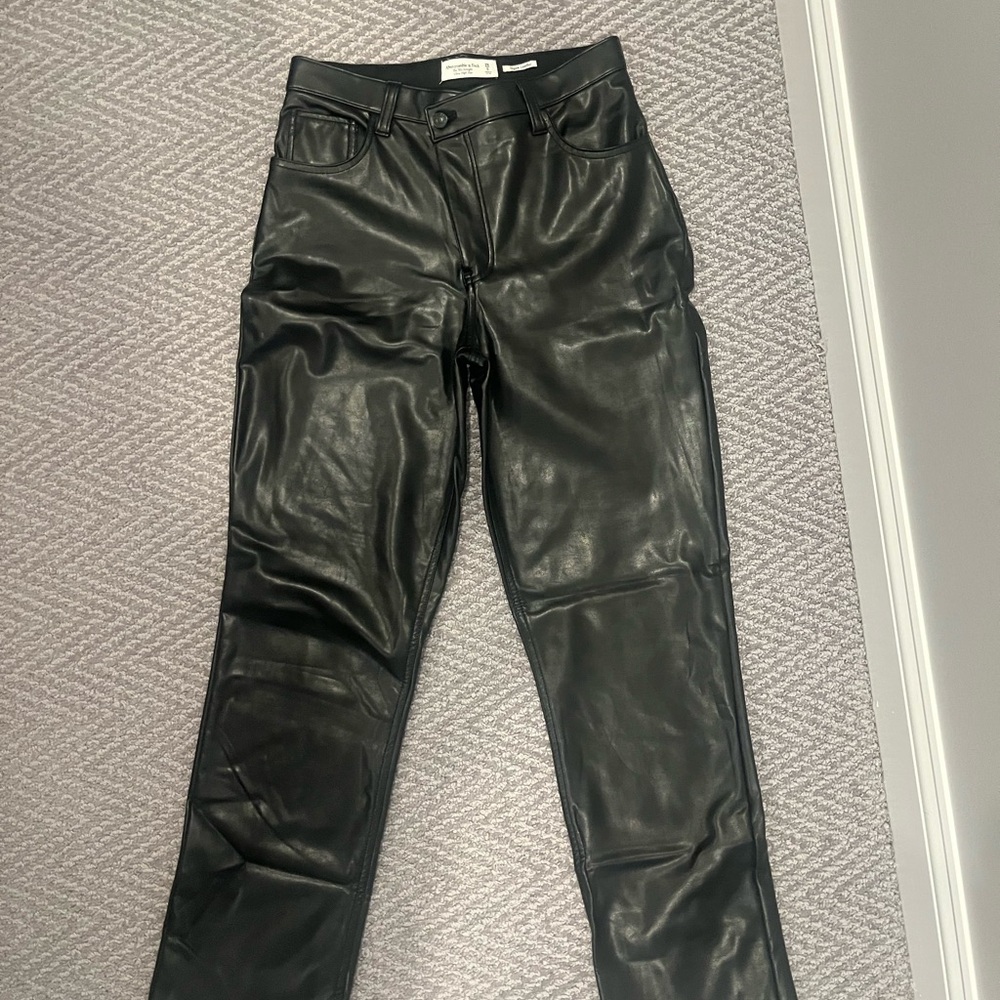 Abercrombie & Fitch Black Straight Leg Pants